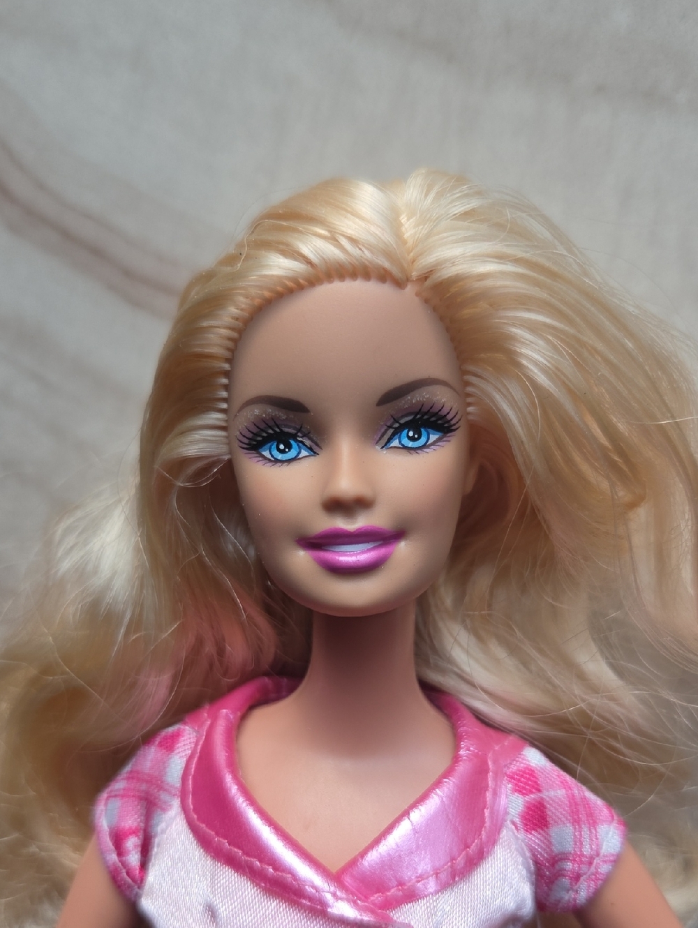 Horseback Riding Barbie - Picture 2 of 4